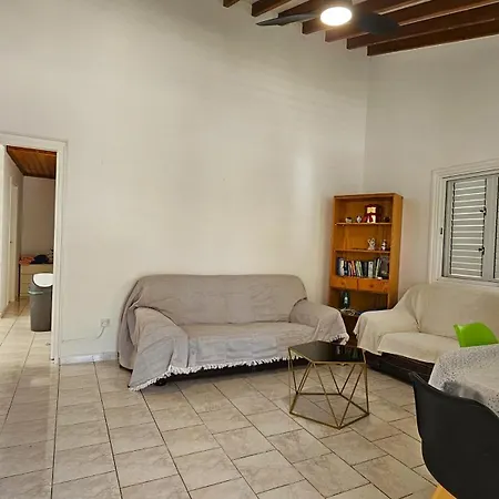 Σπίτι διακοπών Kings Bungalow Πάφος