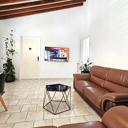 Kings Bungalow *